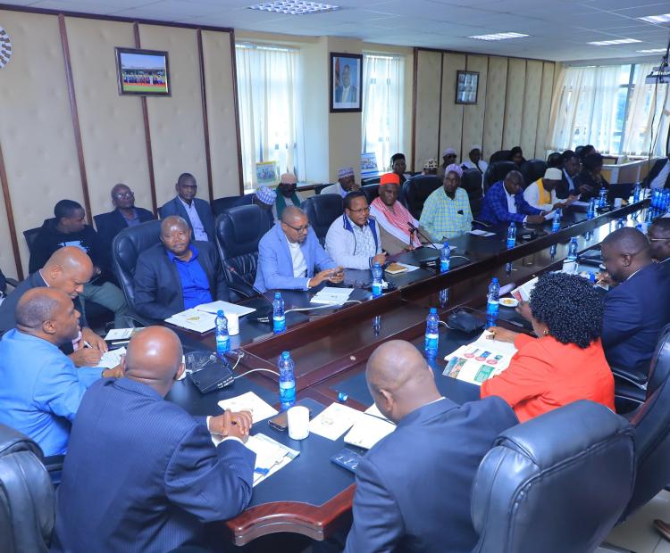 IGRTC Chairman CPA Kithinji Kiragu and CEO Dr. Kipkurui Chepkwony, hosted a delegation comprising Tana River Professionals (TRP), the Indigenous Communities Joint Council of Elders (JCOE), and the County Government of Tana River, led by H.E. Governor Maj (Rtd) Dr. Dhadho Gaddae Godhana.